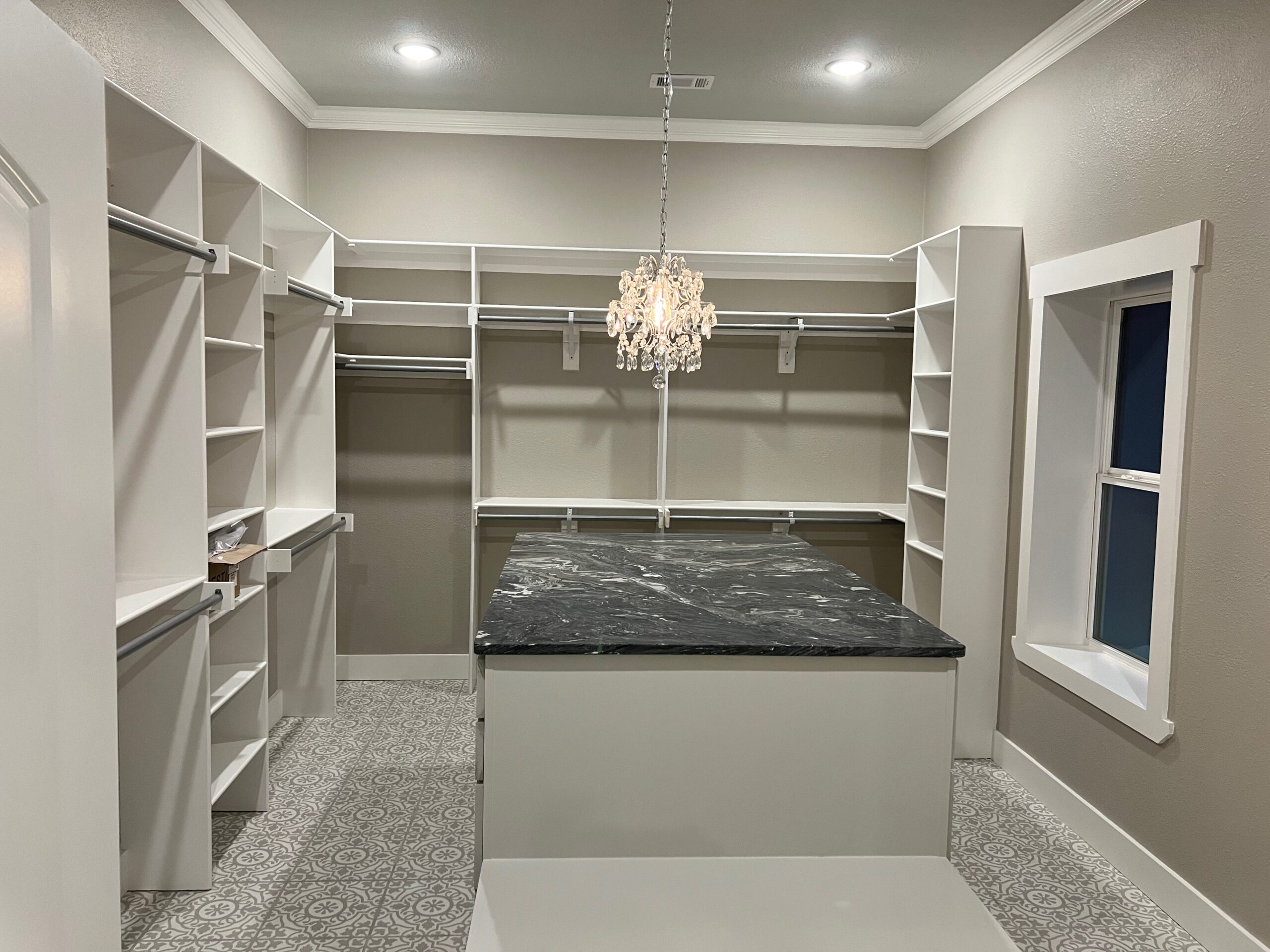 Tyler, Texas, restoration, remedeation, water, flood, removal, professional, commercial, residential, home, house, closet